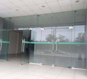 Cửa kính cường lực 01