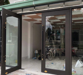 Cửa nhôm thuỷ lực 14