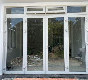 Cửa nhôm Loại14