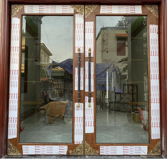 Cửa nhôm thuỷ lực 13