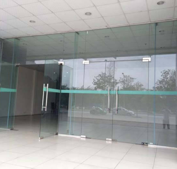 Cửa kính cường lực 01