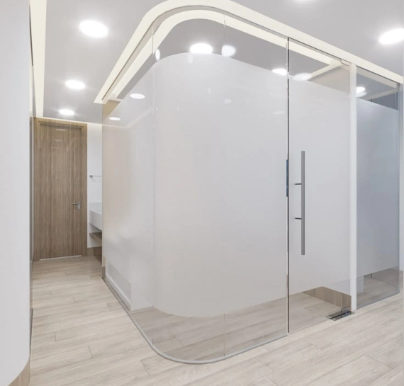 Cửa kính cường lực 03