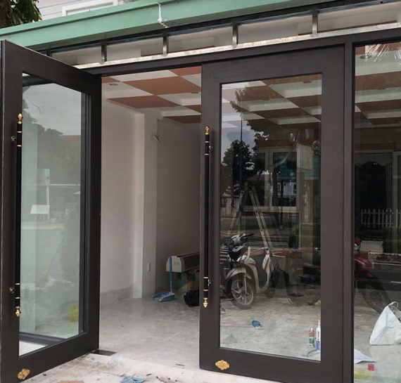 Cửa nhôm thuỷ lực 14
