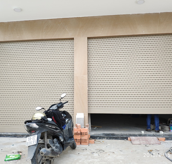 Cửa cuốn nhôm MS08