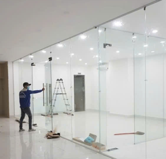 Cửa kính cường lực 08